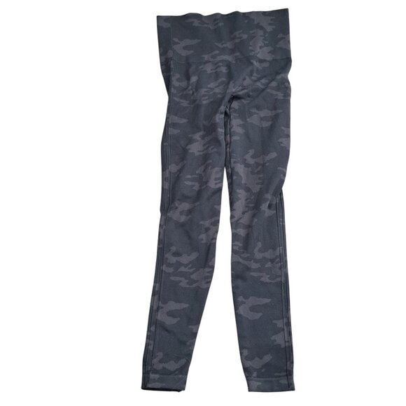 Spanx Black and Gray Camouflage Leggings Size Medium - Picture 9 of 9